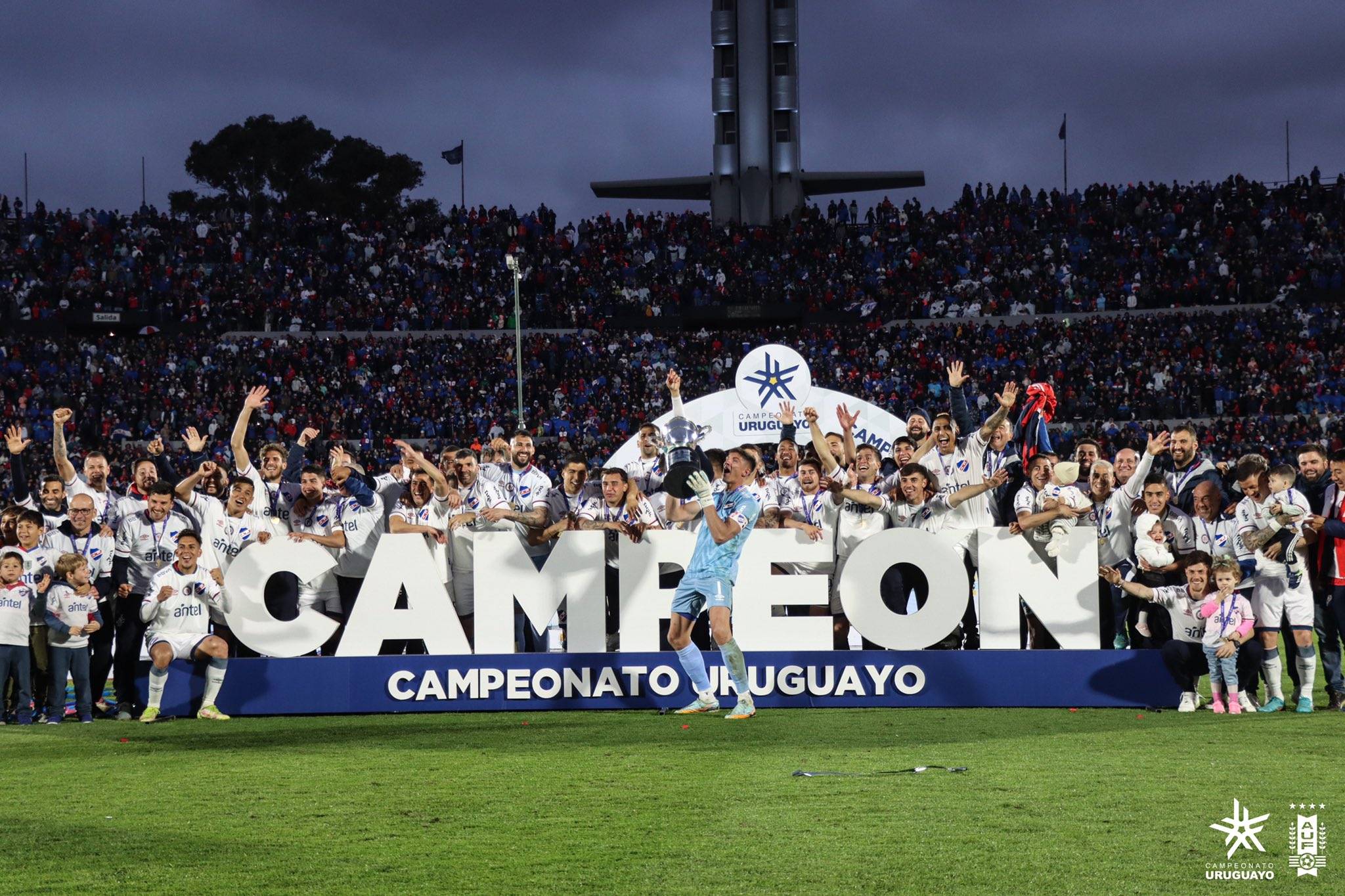 Fútbol en América: Uruguay: Primera División (Campeones)